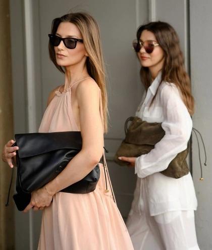 Moda autunno inverno 2026: colori e borse must-have