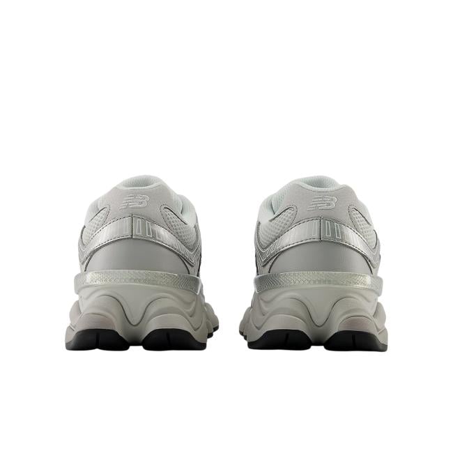 New Balance Sneakers 9060 Raincloud Truffle Salt - 5
