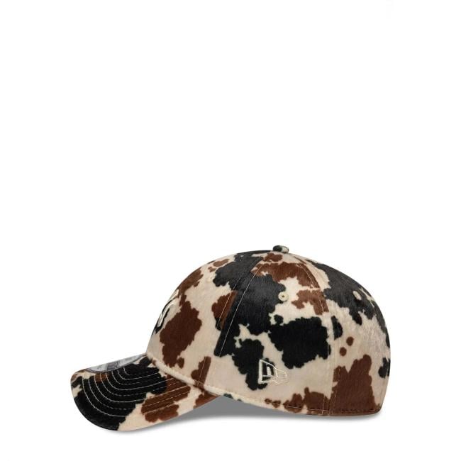 NWER 9TWENTY New York Yankees Animal Print Beige - 6