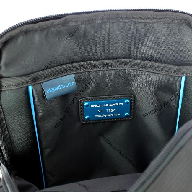 Piquadro Borsello Grande Porta iPad® in tessuto riciclato Macbeth - 4