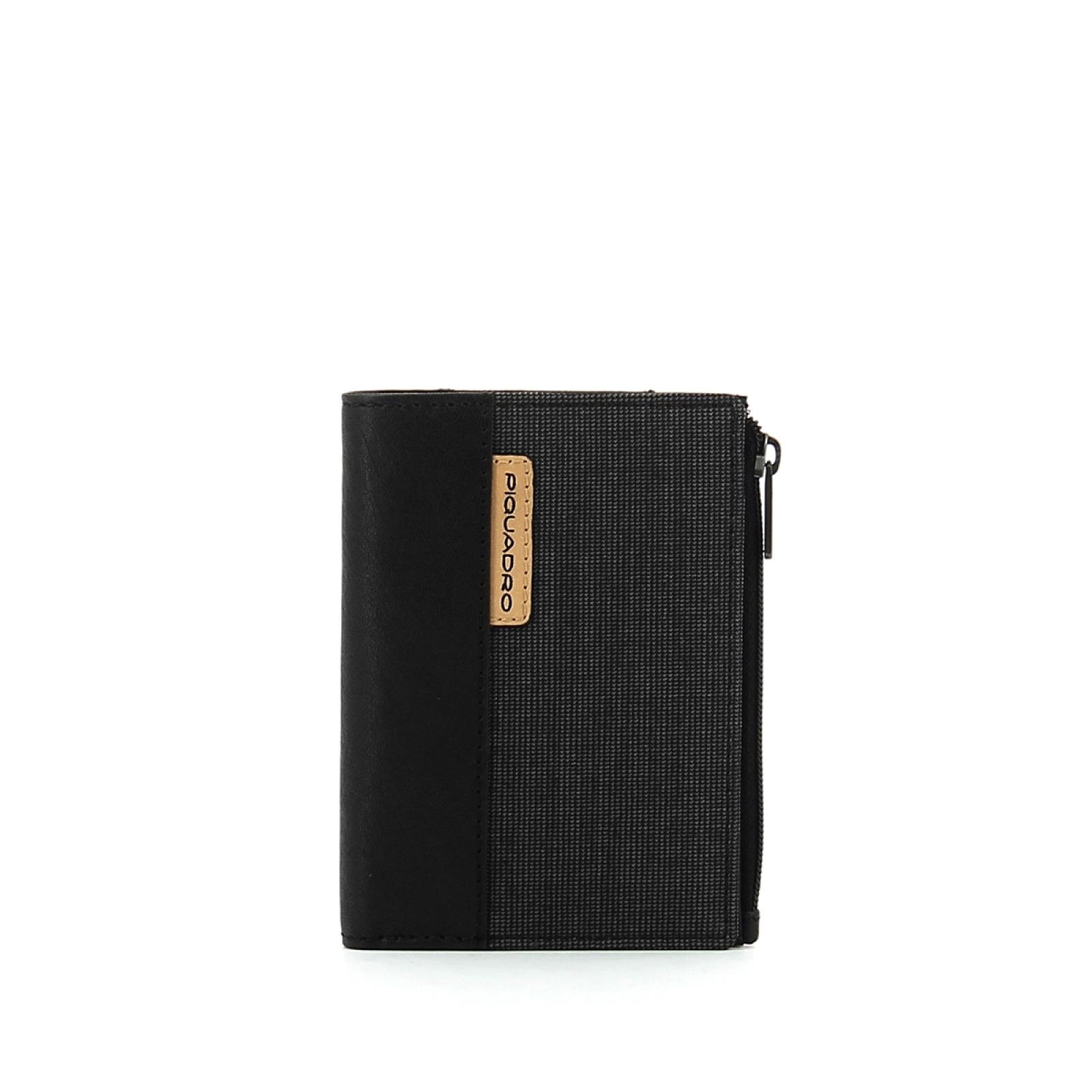 Foldable wallet with ID-NERO-UN